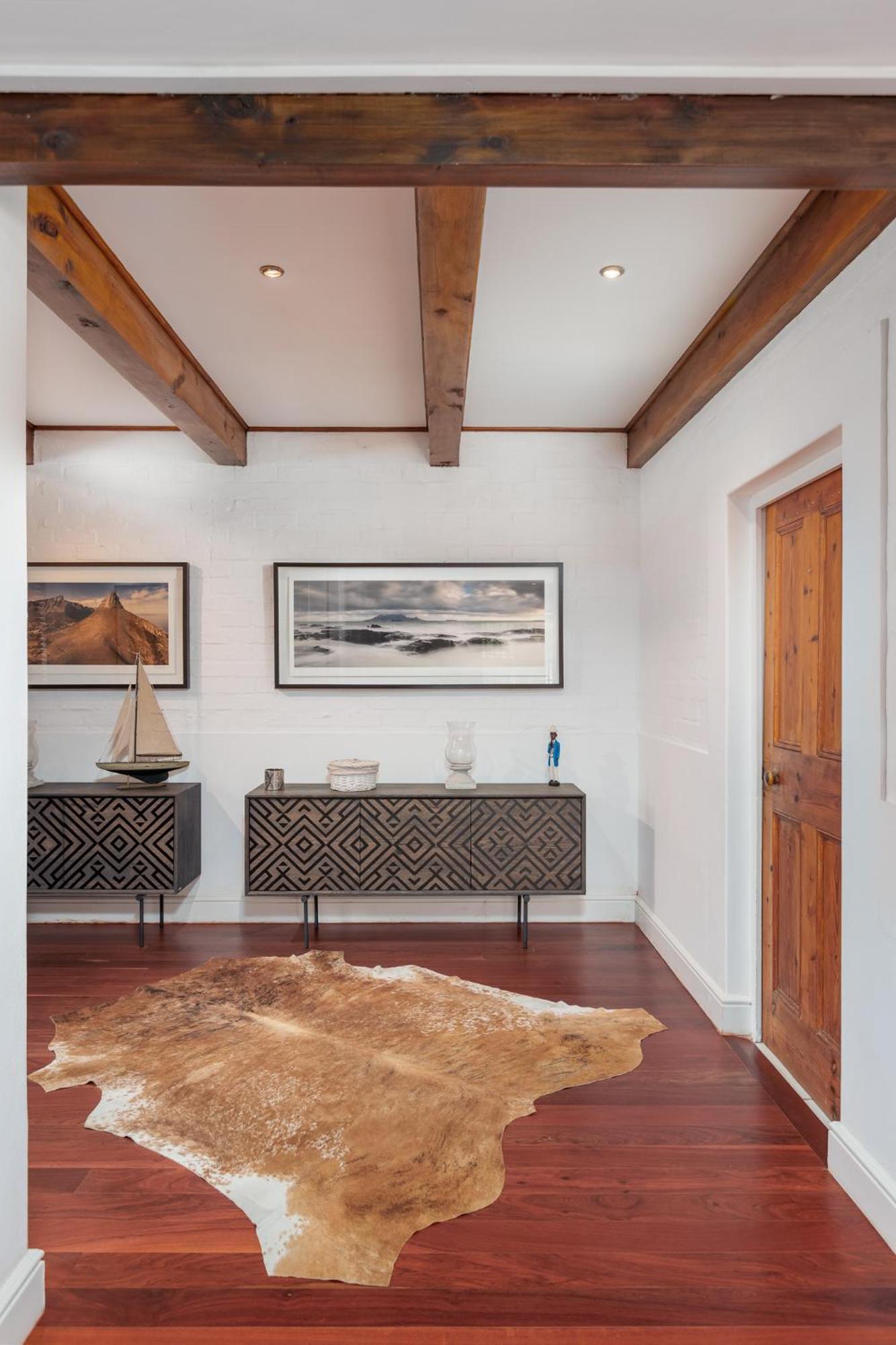 Die Rietdak - Reetdachhaus Mit Vier Schlafzimmern Cape Town Exterior photo
